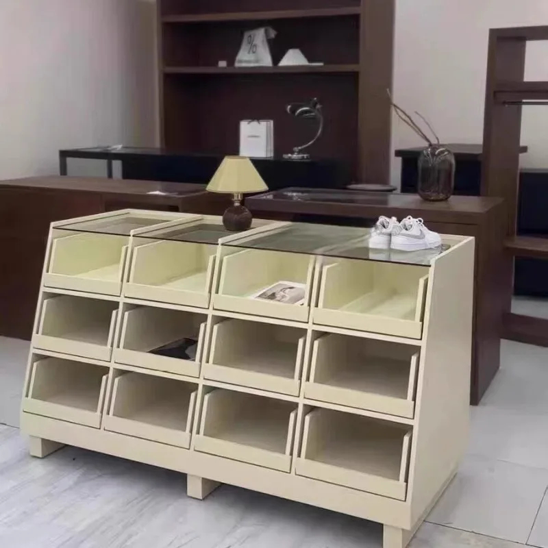 Çocuk Giyim Mağazası Nakajima  - Furniture And Hardware Store incelemesi ve fiyatı